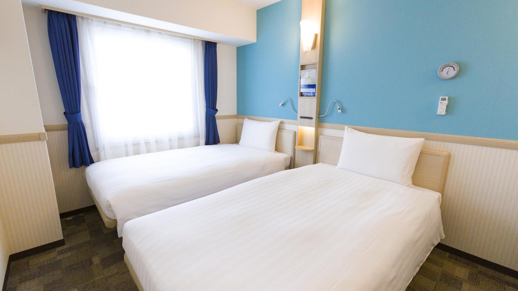 Toyoko Inn Nara Oji Eki Minami Guchi Habitación foto
